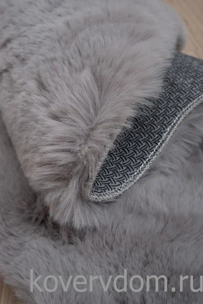 Ковер из искусственного меха Krolik 1000A T9082_GREY шкура Ковер из искусственного меха Krolik 1000A T9082_GREY шкура