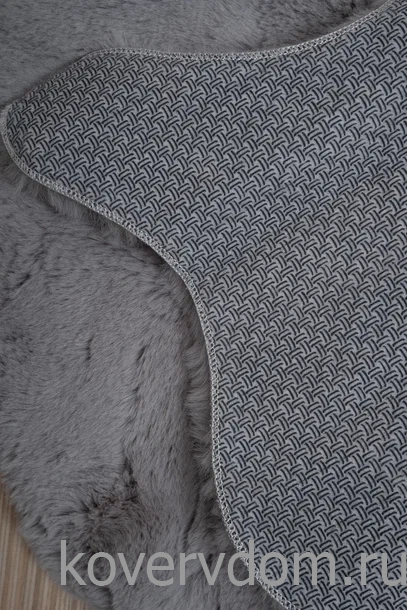 Ковер из искусственного меха Krolik 1000A T9082_GREY шкура Ковер из искусственного меха Krolik 1000A T9082_GREY шкура