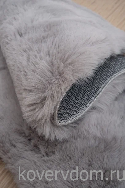 Ковер из искусственного меха Krolik 1000A T9082_GREY шкура Ковер из искусственного меха Krolik 1000A T9082_GREY шкура